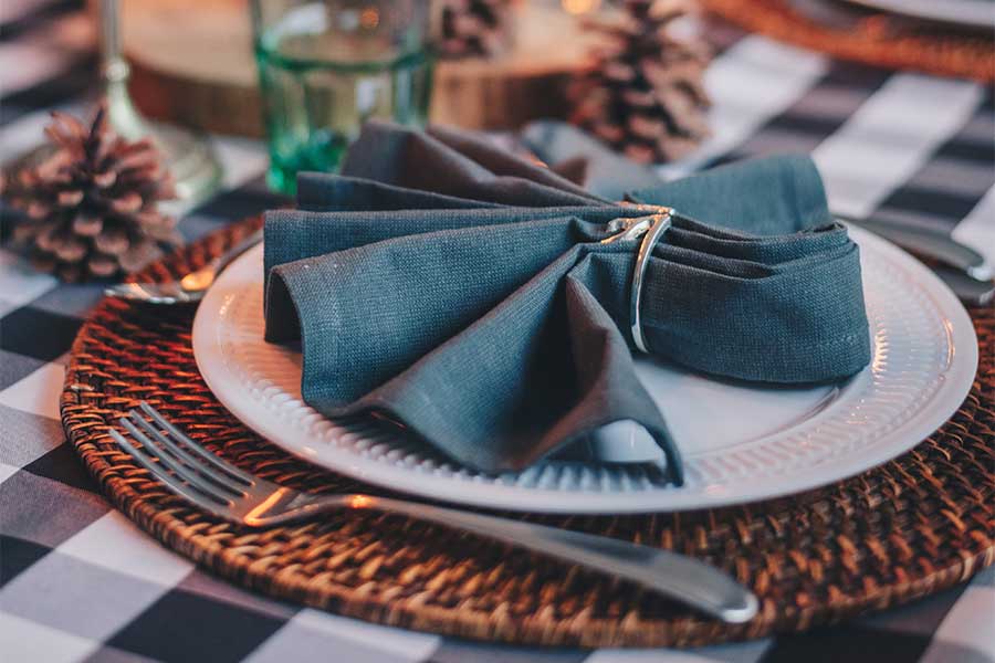 dining-table-plated-with-blue-handkerchief