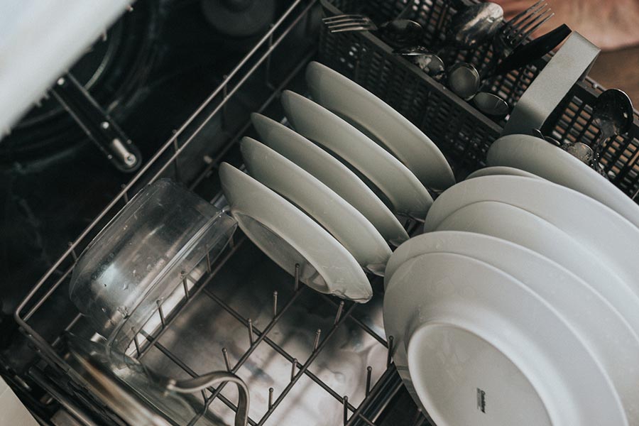 decluttering-your-kitchen-dishwasher